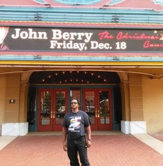 Meet your Posher, Gradis - Picture 1 of 1